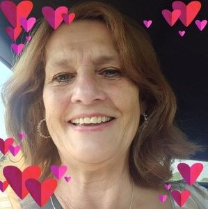 Meet your Posher, Carolyn